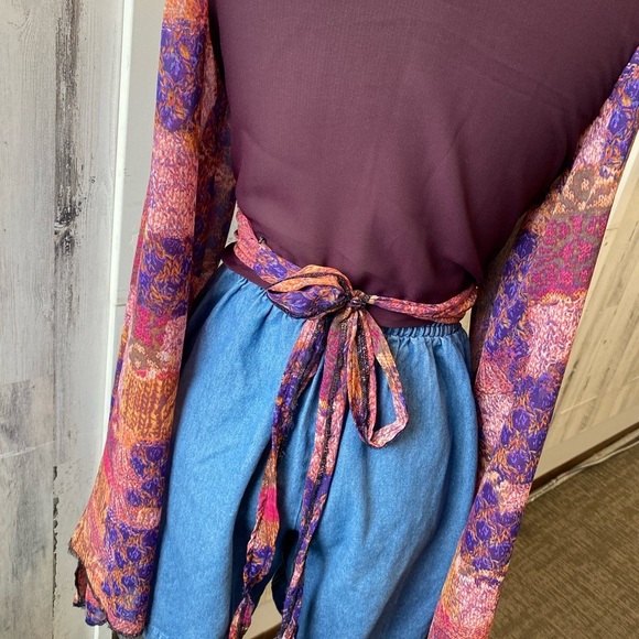 Colorful Wrap Blouse - Picture 6 of 7